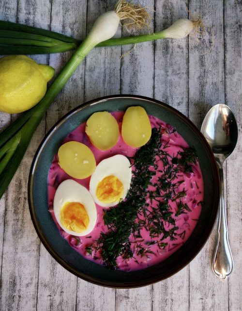 Kalte Sommersuppe mit Buttermilch