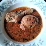 Tschachochbili – Huhn in Tomaten-Walnusssoße